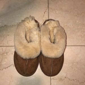 Tan Slippers